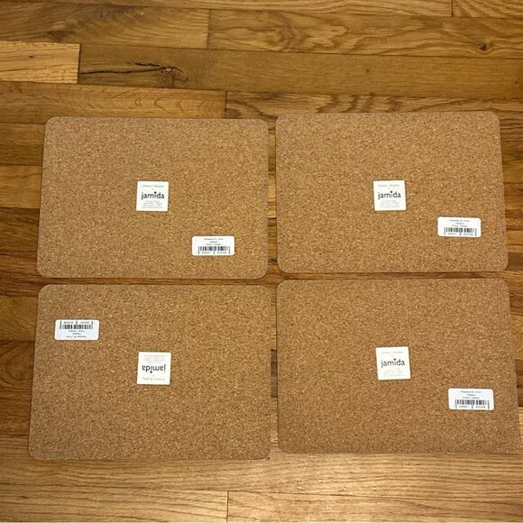 Emma j Shipley Pegasus Mythical Creature Placemats - Set of 4 England NWT - Picture 4 of 8